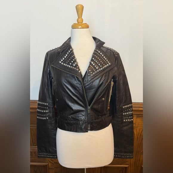 MANGO MNG Studded Black Cropped Leather Biker Moto Jacket As EUR M US S - Picture 1 of 11